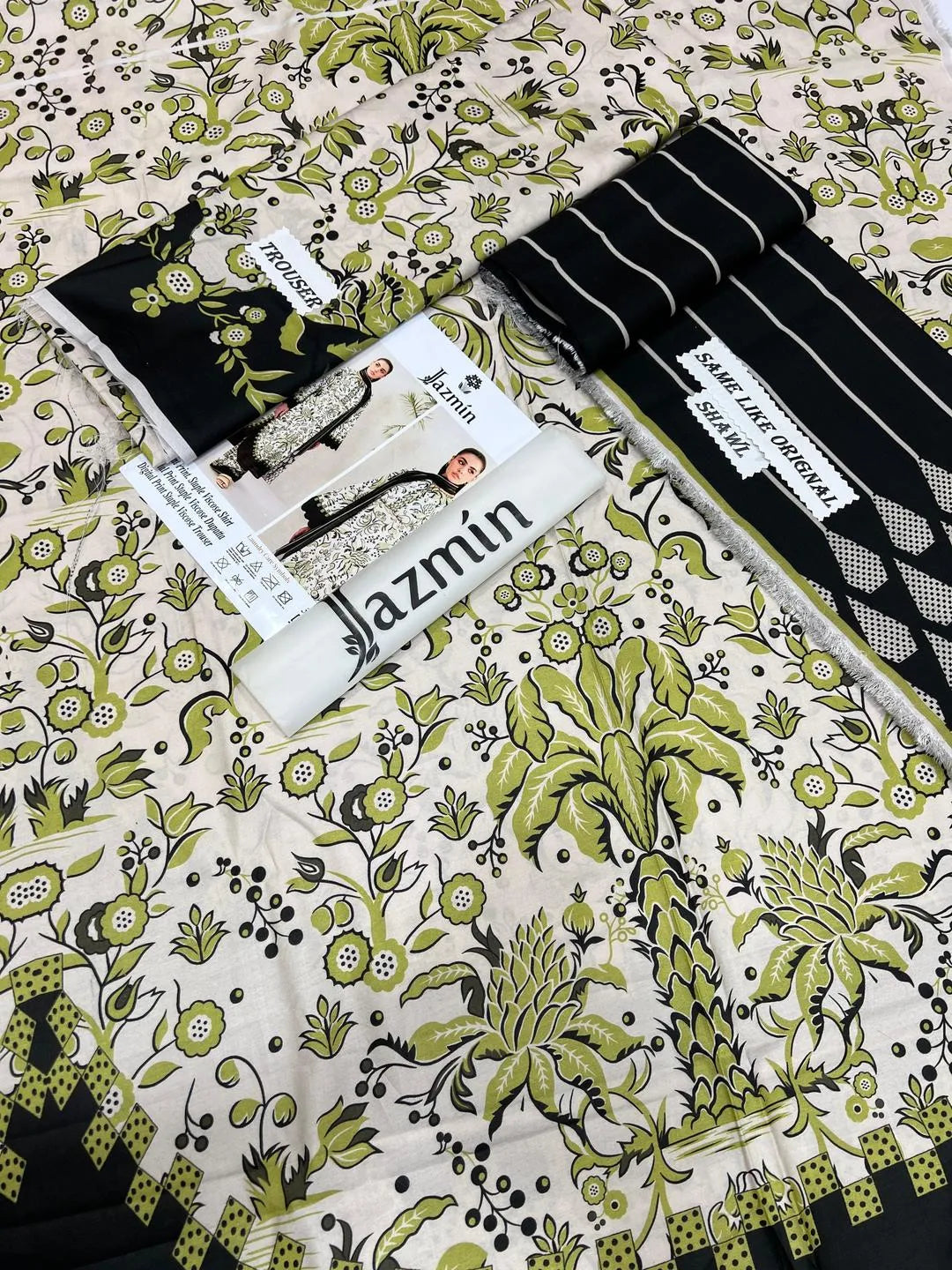 3 PCS Women Unstitched Printed suit